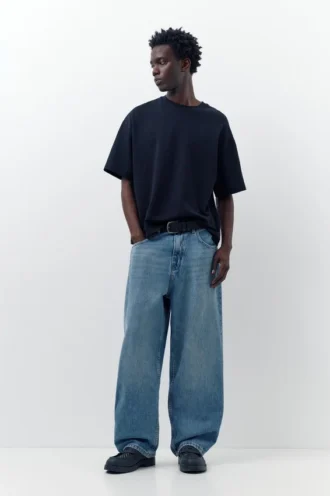 Jeans larghi dal taglio morbido