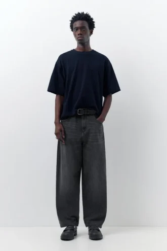 Jeans larghi dal taglio morbido