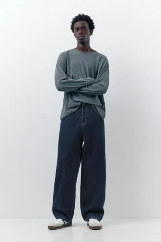 Jeans larghi dal taglio morbido
