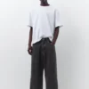 Jeans larghi dal taglio morbido Jeans larghi dal taglio morbido