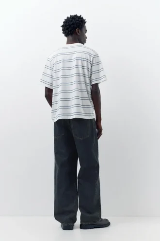Jeans larghi dal taglio morbido Jeans larghi dal taglio morbido