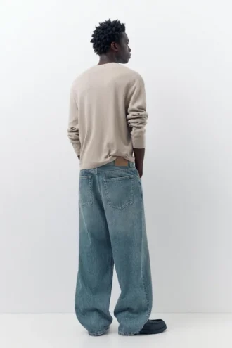 Jeans larghi dal taglio morbido
