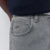 Jeans larghi dal taglio morbido Jeans larghi dal taglio morbido