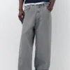 Jeans larghi dal taglio morbido Jeans larghi dal taglio morbido