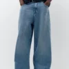 Jeans larghi dal taglio morbido Jeans larghi dal taglio morbido