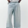 Jeans larghi dal taglio morbido Jeans larghi dal taglio morbido