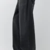 Jeans larghi dal taglio morbido Jeans larghi dal taglio morbido