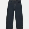 Jeans larghi dal taglio morbido Jeans larghi dal taglio morbido