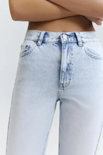 Jeans Mom a vita alta