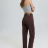 Jeans Mom a vita alta Jeans Mom a vita alta