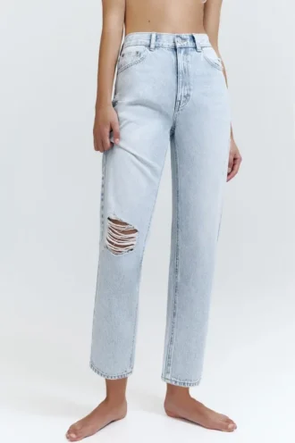 Jeans mom strappati