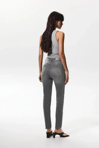 Jeans skinny a vita alta