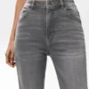 Jeans skinny a vita alta Jeans skinny a vita alta