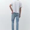 Jeans skinny strappati Jeans skinny strappati