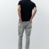 Jeans skinny strappati Jeans skinny strappati
