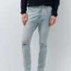 Jeans skinny strappati Jeans skinny strappati