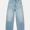 Jeans super baggy ricamati Jeans super baggy ricamati