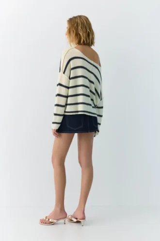Maglione asimmetrico a maglia fine