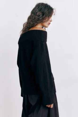Maglione Bardot in morbida maglia