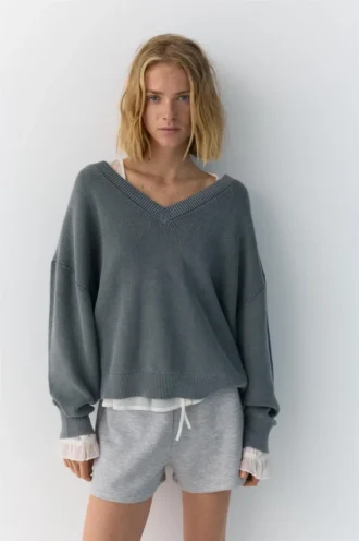 Maglione con scollo a V