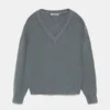 Maglione con scollo a V Maglione con scollo a V