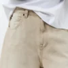Pantaloncini in denim dalla vestibilità comoda e ampia Pantaloncini in denim dalla vestibilità comoda e ampia