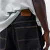 Pantaloncini in denim dalla vestibilità comoda e ampia Pantaloncini in denim dalla vestibilità comoda e ampia