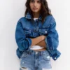 Pantaloncini in denim strappato Pantaloncini in denim strappato