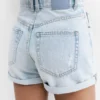 Pantaloncini mom in denim con risvolto Pantaloncini mom in denim con risvolto