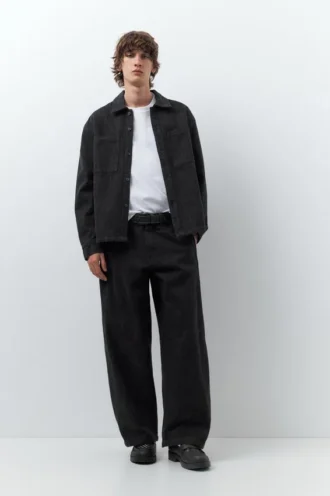 Pantaloni a gamba dritta con cuciture