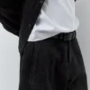 Pantaloni a gamba dritta con cuciture Pantaloni a gamba dritta con cuciture