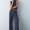 Pantaloni a gamba larga in crêpe Pantaloni a gamba larga in crêpe