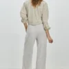 Pantaloni a gamba larga morbidi al tatto Pantaloni a gamba larga morbidi al tatto