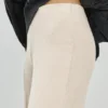 Pantaloni a gamba larga morbidi al tatto Pantaloni a gamba larga morbidi al tatto