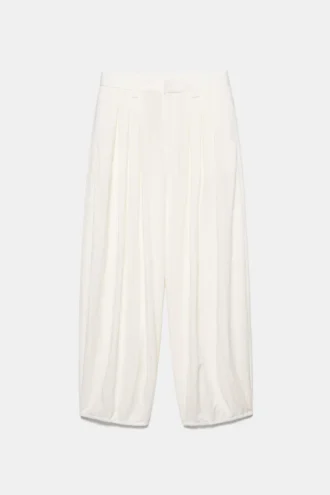 Pantaloni a vita bassa con pinces Pantaloni a vita bassa con pinces