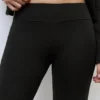 Pantaloni a zampa Pantaloni a zampa