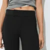 Pantaloni bootcut a vita media Pantaloni bootcut a vita media