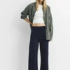 Pantaloni da tuta a gamba larga Pantaloni da tuta a gamba larga