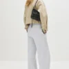Pantaloni da tuta a gamba larga con cucitura Pantaloni da tuta a gamba larga con cucitura