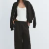 Pantaloni da tuta a gamba larga con orlo regolabile Pantaloni da tuta a gamba larga con orlo regolabile