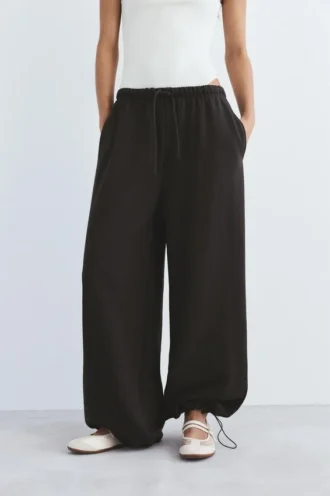 Pantaloni da tuta a gamba larga con orlo regolabile