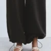 Pantaloni da tuta a gamba larga con orlo regolabile Pantaloni da tuta a gamba larga con orlo regolabile