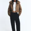 Pantaloni da tuta a zampa Pantaloni da tuta a zampa