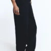 Pantaloni da tuta a zampa Pantaloni da tuta a zampa