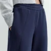 Pantaloni da tuta a zampa Pantaloni da tuta a zampa