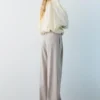 Pantaloni eleganti con pinces Pantaloni eleganti con pinces