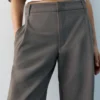 Pantaloni eleganti con pinces Pantaloni eleganti con pinces
