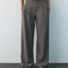 Pantaloni eleganti con pinces Pantaloni eleganti con pinces
