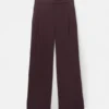 Pantaloni eleganti con pinces Pantaloni eleganti con pinces