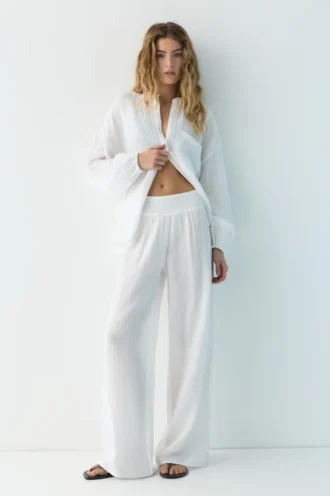 Pantaloni fluidi effetto garza